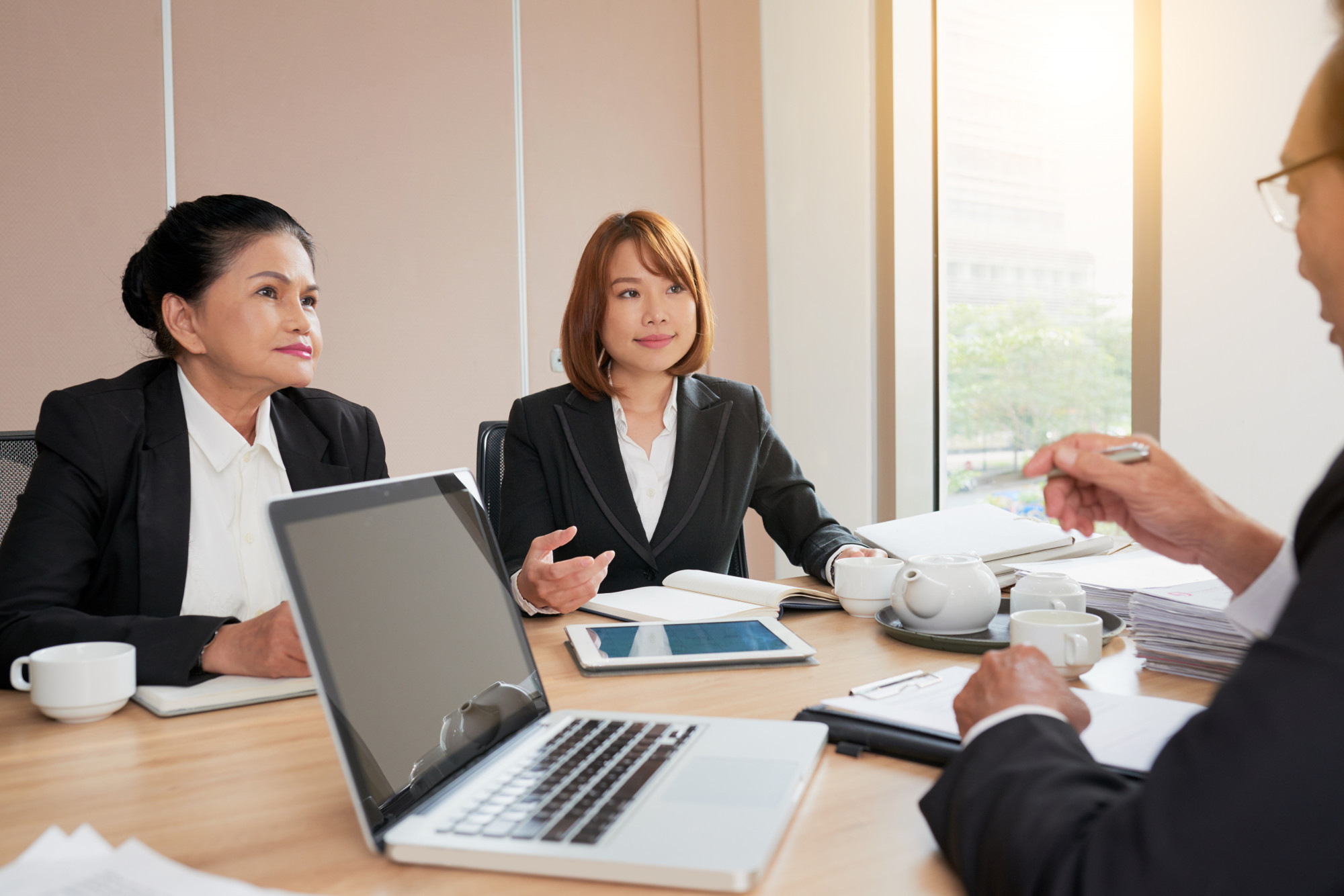 HR Assistant